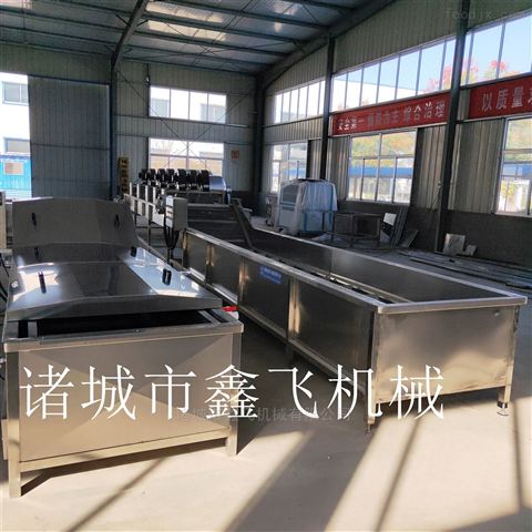 ����P����C